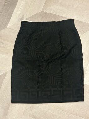 Authentic Versace Vintage Black Pattern Pencil Skirt